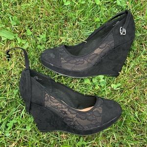 black lace wedge heels